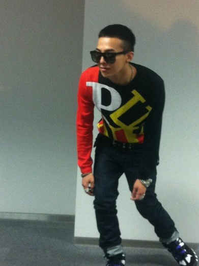G-Dragon syuting GMarket (4)